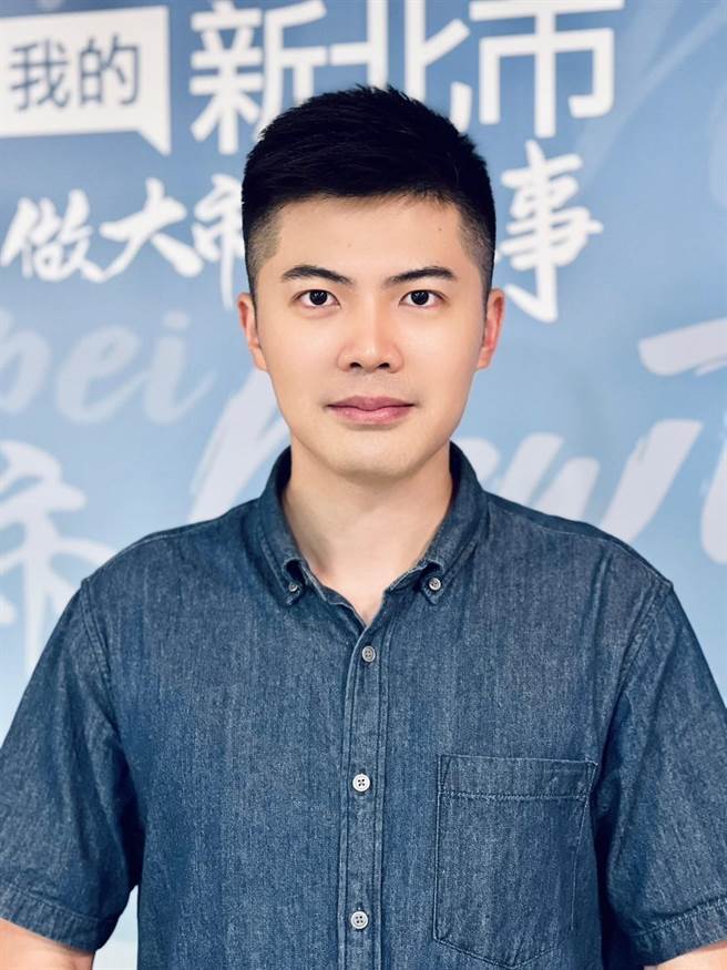 新北市政府副发言人张劭斌批，出身医界的赖不顾医者良心，在检方调查结果出炉前，竟影射孩童有「戒断症状」，且继续制造「彩虹药水」风向，请赖为公然制造恐慌给社会大眾一个清楚交代。（陈慰慈摄）