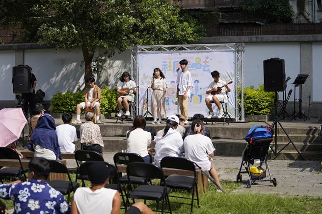 桃市青年局首办跨校音乐成发17校社团热情演出。(青年局提供／吕筱蝉桃园传真)