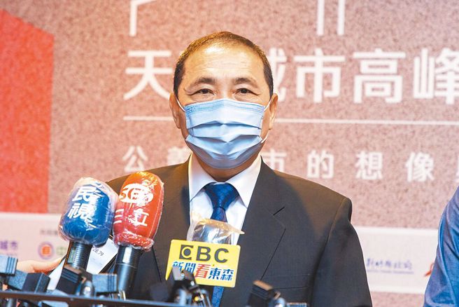 新北市長侯友宜在防疫工作上做得有條不紊，展現了領導能力，也贏得民意支持。（中時資料照／葉德正攝）