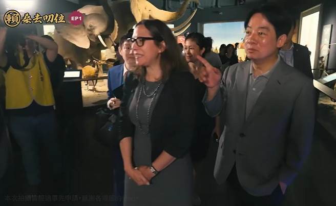 赖清德官方频道新节目开播，首集偕罗森伯格畅游台南。（截取自影片）