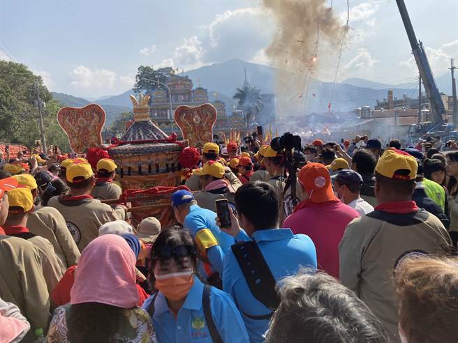 南投县府通过噪音管制修正案，增订从夜间10时起至翌日上午8时止，不得使用扩音设施、敲锣打鼓或吹号。（杨静茹摄）