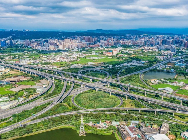 青埔地區有國道1號、2號，輕鬆往返大台北、新竹地區。(圖/業者提供)
