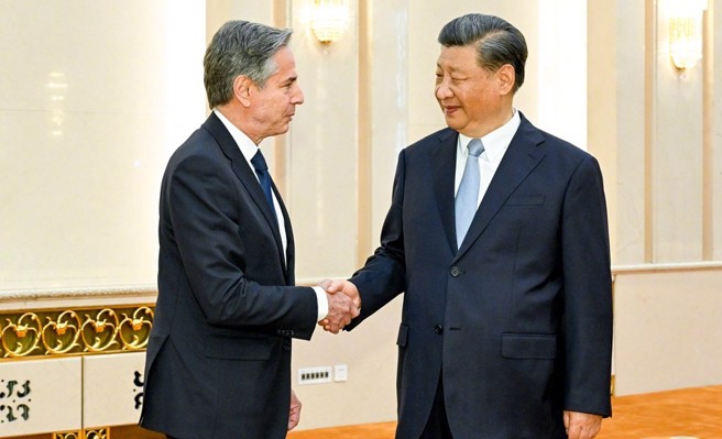 拜登称布林肯访陆走在正确道路，大陆专家称双边关系迈出一步。（新华社）