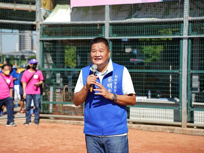 國民黨中常委預計明(21)日將徵召前新北市議員蔡明堂角逐三重立委席次，對陣民進黨立委參選人李坤城。(黃敬文攝)