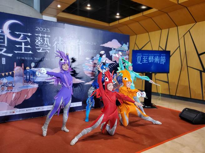 去年售票秒杀的舞铃剧团今年将在云林演出2场，票价600元至1800元。（周丽兰摄）