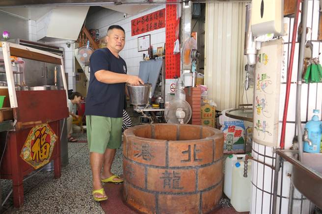云林县北港镇龙井因疫情停止供水2年、今年端午节恢復供水。（张朝欣摄）