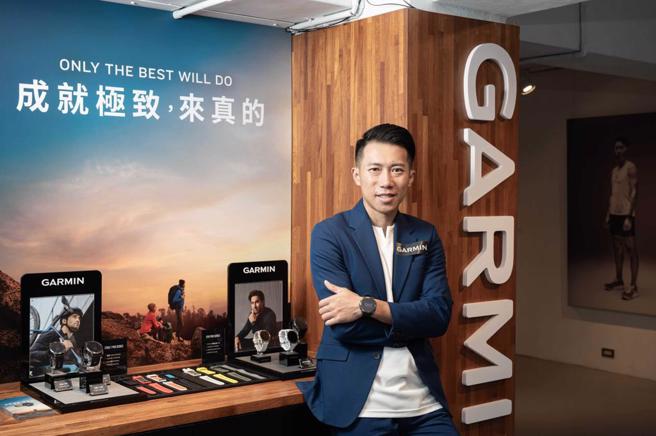 极地超马选手陈彦博佩戴Garmin腕表，分享极地超马的甘苦经歷。（Garmin提供）