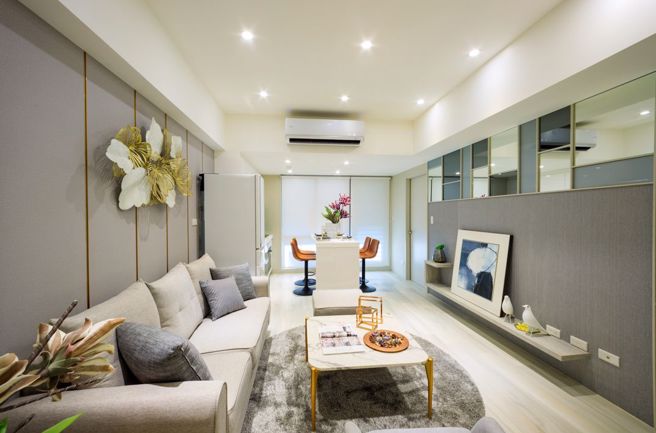 「新横滨2梦悦城」住家规划2~4房，室内高坪效格局方正、客厅大面开窗通透明亮。（图/甲山林集团提供）