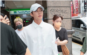 炎亚纶离场后痛哭 崩溃喊：绝对没偷拍