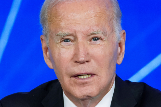 美國總統拜登6月20日在加州舊金山針對人工智慧（AI）議題發表談話的神情。（路透）