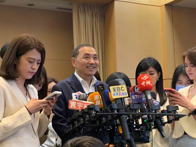 侯友宜猛批柯，他强调「我只不过是实话实说」。（叶德正摄）