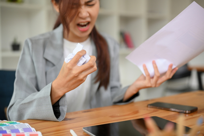 艾菲尔老师点名天蝎座、水瓶座及牡羊座的女人不会忍气吞声，千万别触怒她们的底线。（示意图／Shutterstock）