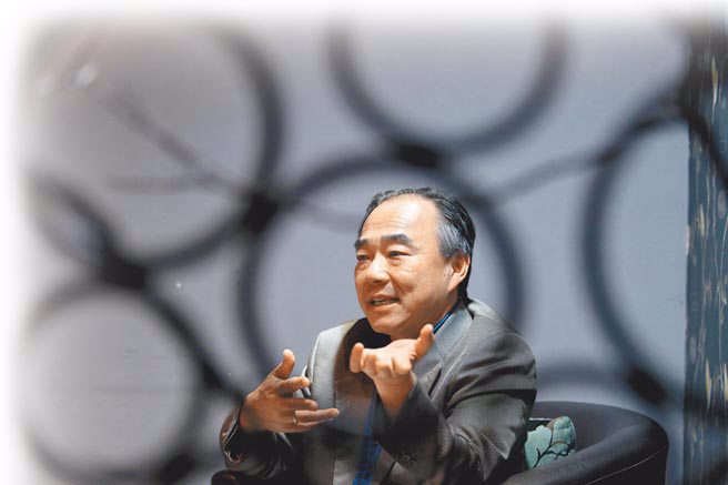 享誉国际的小提琴家林昭亮。 （黄世麒摄）