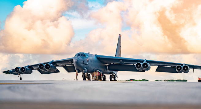 美国空军B-52轰炸机的资料照。（美国空军）
