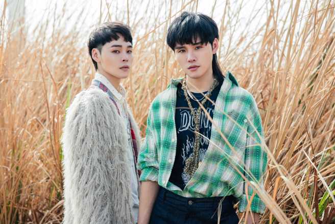 展荣展瑞。（华纳音乐提供）