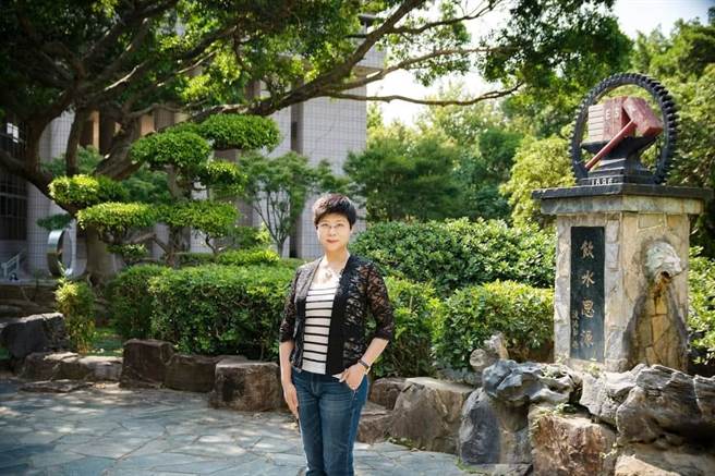 林志洁原本兼任金融消费评议中心董事长，在确认接受徵召时，就向中心与金管会口头报告，并于6月14日提名记者会前提出辞呈。（取自林志洁脸书）