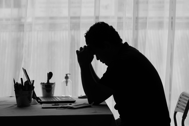 牡羊座、射手座、水瓶座性格衝动，做事情总是不考虑后果。（示意图／Shutterstock）