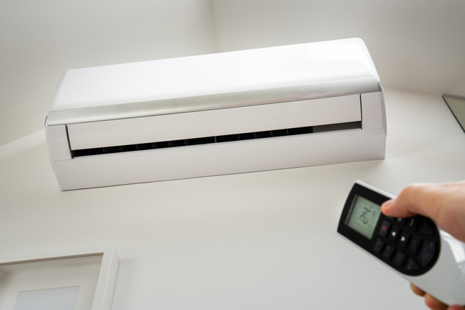 開2台冷氣電費破萬，引起網友討論。（圖／shutterstock）