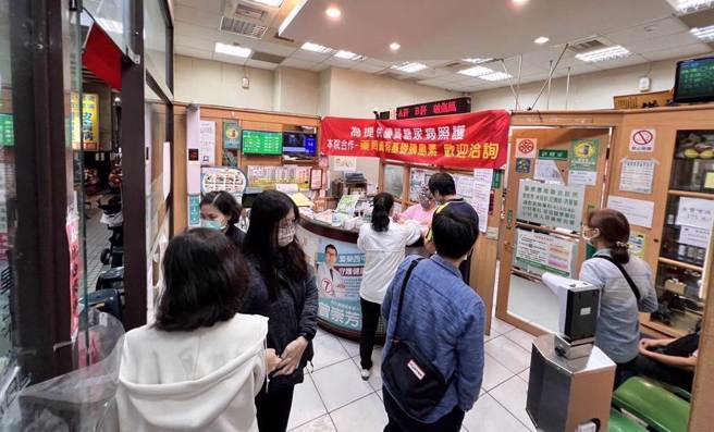 北部某高中举办毕旅，却有破百人染疫。（示意图／资料照）