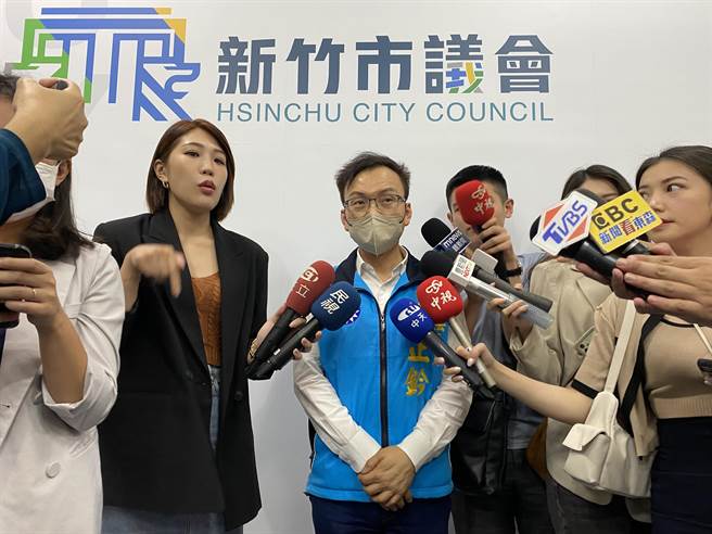 郑正钤今早表示，他连对方是谁都不知道，除了驳斥一切都是子虚乌有之外，如果外界继续有这种不实指控，他会循法律途径提告。（陈育贤摄）