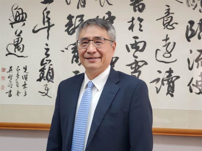 云林科技大学校长杨能舒勉励学生每个人学习过程不一样，做中学、学中做，不要羡慕聪明人，聪明人有自己的风险，每一个人的机会不一样，好好创业比学歷更重要。（周丽兰摄）