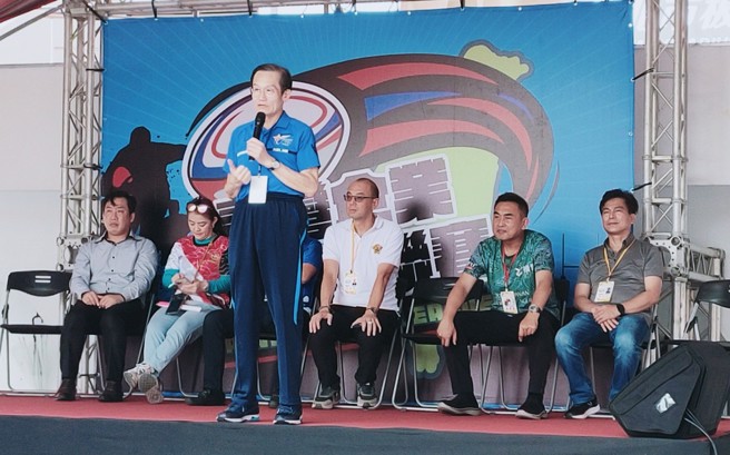 第二季企业橄榄球联赛开幕，台北元坤领队杜元坤感谢协会提供这个舞台给所有选手。(台北元坤提供)