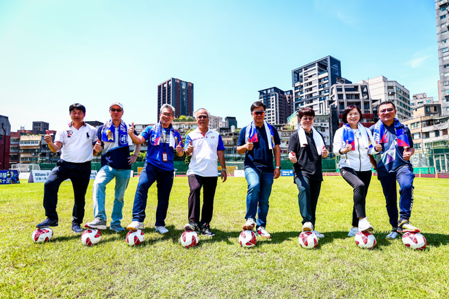 2023安联小小世界杯总决赛开踢。（迷你足球协会提供）