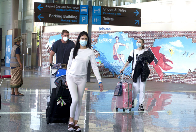 印尼政府正式宣布，不再恢復台湾等159个国家实施的免签证措施。图为印尼峇里岛的国际机场资料照。（资料照／美联社）