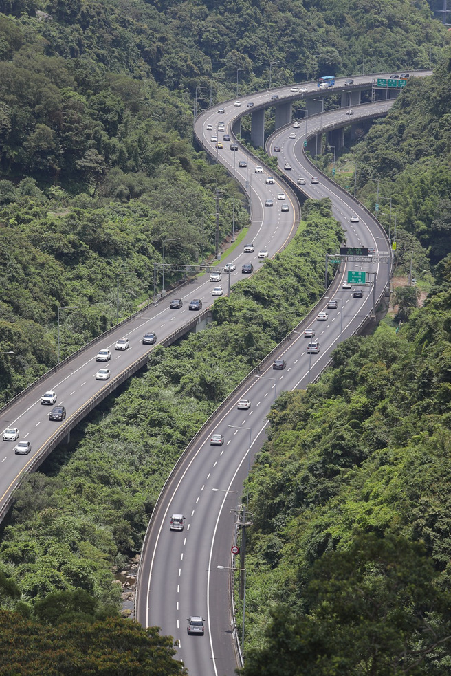 國道5號北向路段車流。（資料照片/季志翔攝）