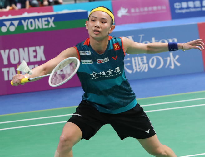 戴資穎在台灣球迷面前展現精彩技巧，拿下2023台北羽球公開賽女單冠軍。（鄭任南攝）