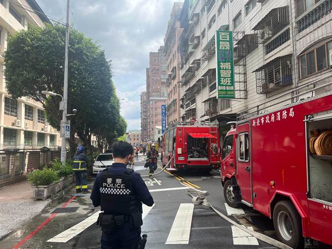 樹林區潭興街傳出火警，造成1死2傷。（警方提供）