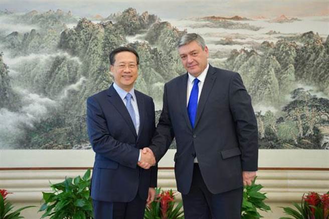 大陆外交部副部长马朝旭25日与俄罗斯副外长鲁登科在北京举行磋商。（翻摄自大陆外交部网站）