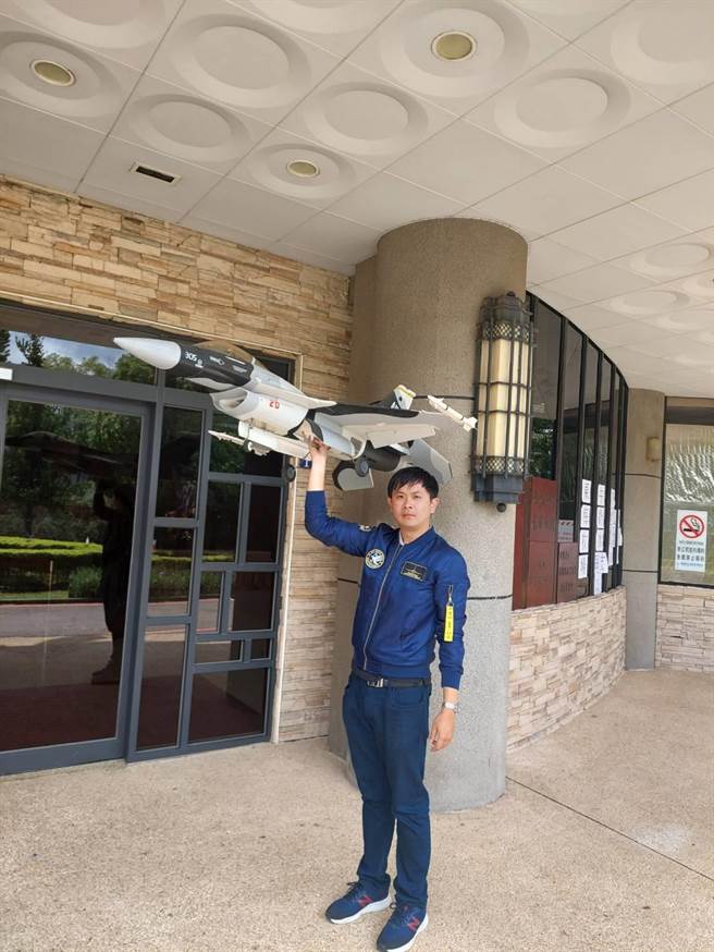 翔园文旅将于暑假2个月期间，举办假日市集「飞翔之丘，亲子航空教育－市集园游会」。（翔园文旅提供）