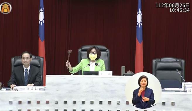 高市议长康裕成强调，强调性骚零容忍态度，期盼打造性别友善空间。（高市议会提供／柯宗纬高雄传真）