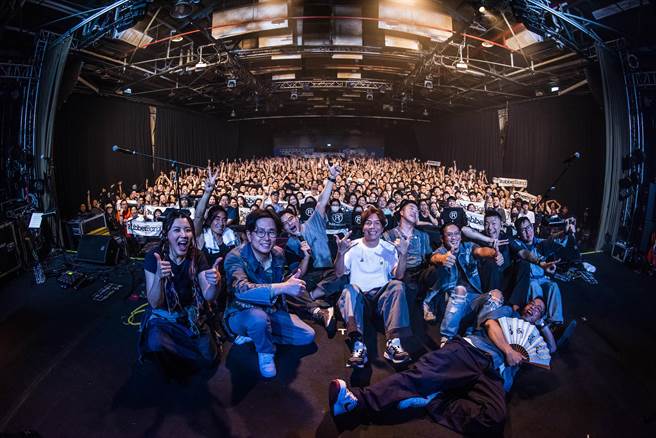 香港乐团RubberBand日前在台北Legacy举办演唱会。（KKLIVE提供）