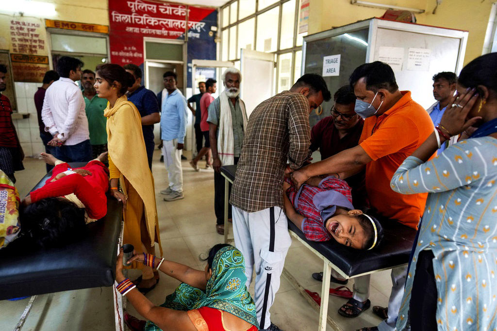 印度热浪已导致大量民众送医。（图／美联社）(photo:ChinaTimes)