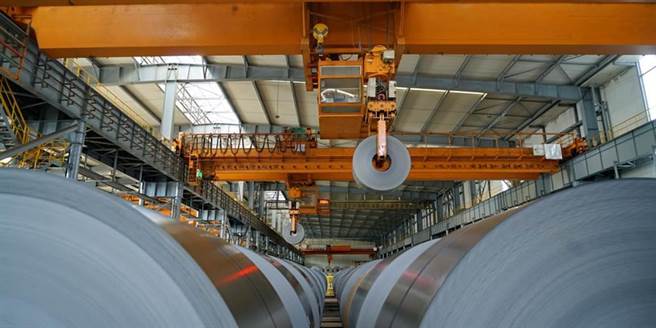 日媒报导，中国今年粗钢产量或跌破10亿吨。（图／新华社）