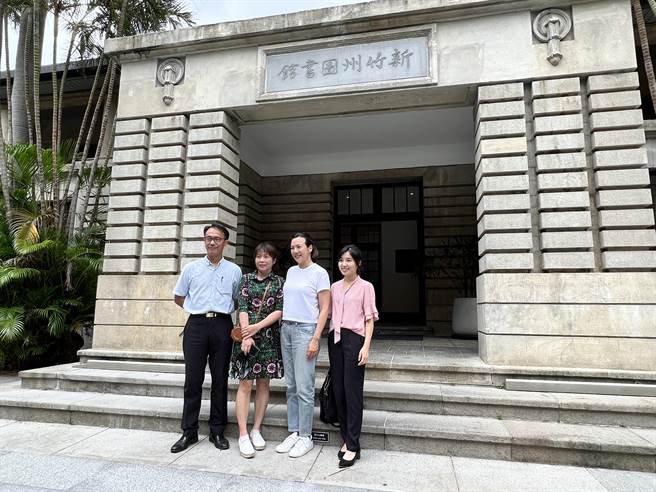 立法委员吴欣盈27日参访新竹州图。（王惠慧摄）