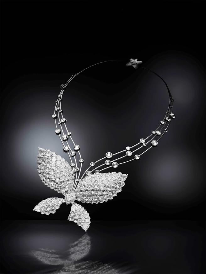 萧邦与玛莉亚凯莉合作联名「蝴蝶」系列钻石项鍊，5377万元。（Chopard提供／陶福媛台北传真）