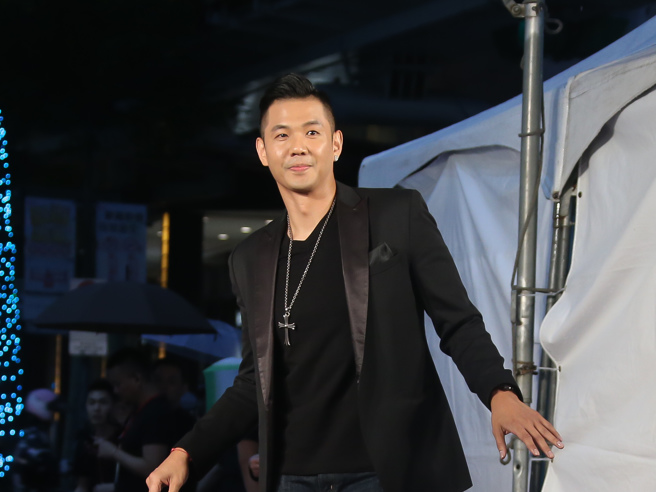 黑人遭大牙指控性骚扰，不过黑人透过律师发出声明否认，双方各执一词。（资料照）