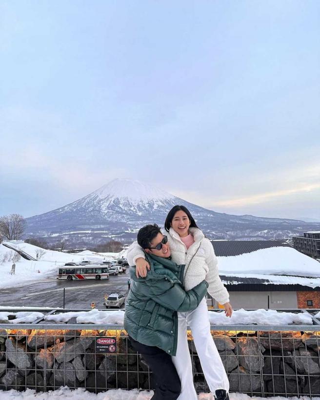 分手再復合后，周兴哲与赵岱新共组甜蜜家庭。（图／翻摄自周兴哲IG）