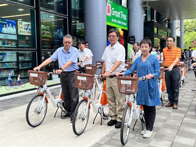 科管局28日举办「竹科YouBike 微笑＋E」YouBike 2.0启用记者会。（王惠慧摄）