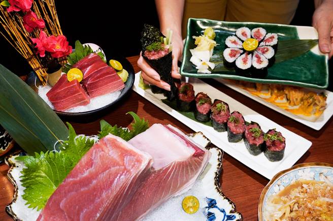 狗一下居酒食堂「黑鲔鱼季」单点新菜限时登场。（马辣集团提供／朱世凯台北传真）