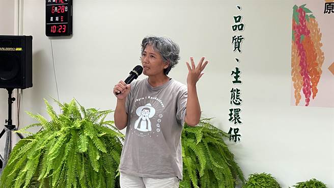 潘宝莹在台东县关山镇电光部落经营宝妈食堂。（蔡旻妤摄）