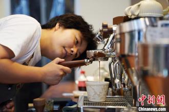 台灣人在大陸》當咖啡遇上磁州窯
