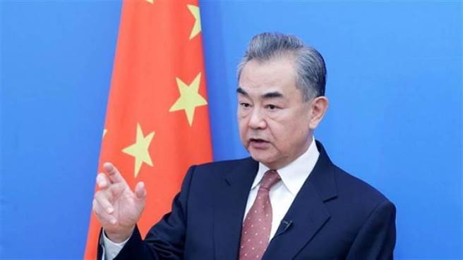 中共中央政治局委员、中央外办主任王毅28日应约与巴西总统首席特别顾问阿莫林通电话。（资料照片／翻摄自中国外交部网站）