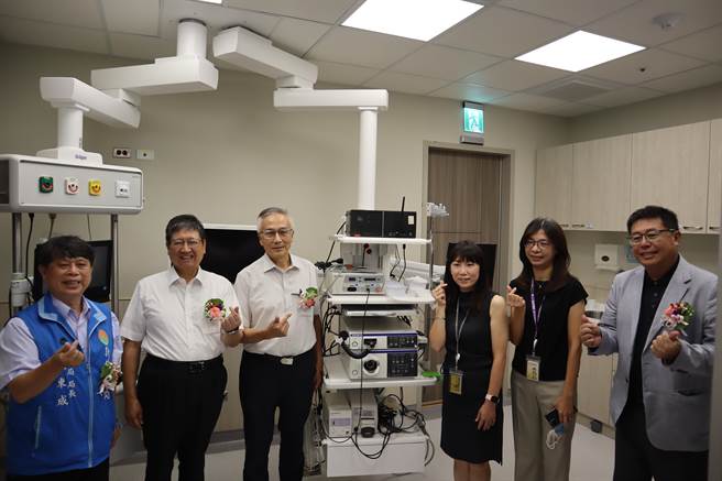 中医大新竹附医在接受奕力科技及微硅电子捐赠捐赠两台悬臂后，大幅升级内视镜手术治疗中心。（邱立雅摄）