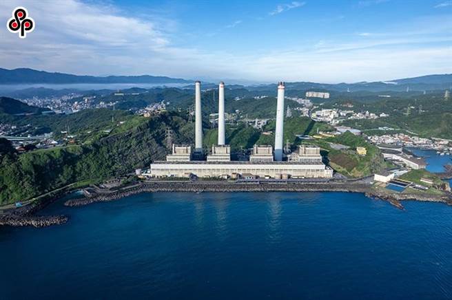 守护外木山行动小组呼吁，协和电厂应直接转型为「再生能源电厂」，别再用「以气换油」的偽善来欺负基隆人。（资料照片）