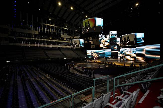 金曲34的舞台設計由黎仕祺操刀，典禮主題定調「boundless無疆界」，並以「漣漪」作為舞台設計的概念主軸。（文化部提供）