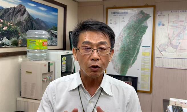 民进党立委许智杰批评，外交单位螺丝松了，要求外交部栓紧螺丝，接二连三的负面事件，性骚扰、贪污都将影响台湾国际形象。（许智杰办公室提供／游念育台北传真）